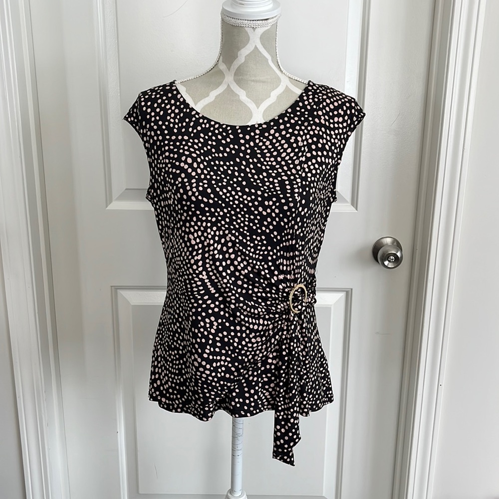 Melanie Lyne blush polka dot top size medium